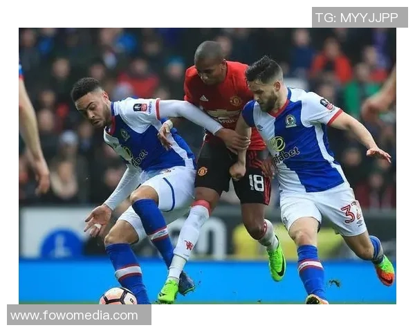 威科姆与米尔沃尔激战正酣谁能在这场较量中笑到最后