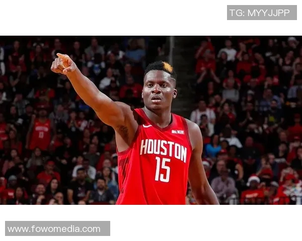 卡佩拉与奥卡福对决分析谁能在内线占据优势